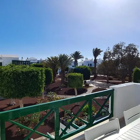 Marcastell Ajaches Views Apartman *