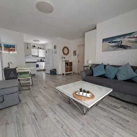 Marcastell Ajaches Views *