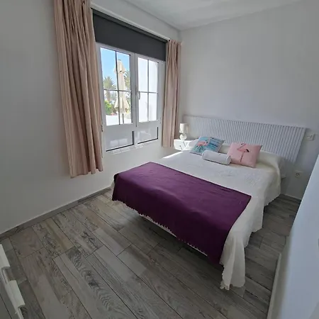 Marcastell Ajaches Views דירה *